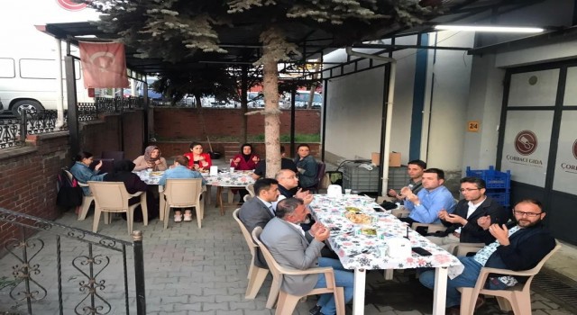 Yeniceliler iftar programında buluştu