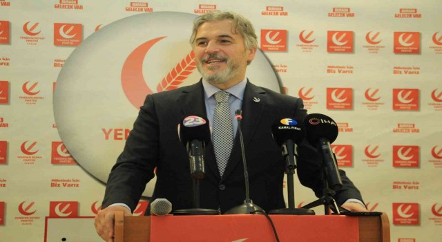 Yeniden Refah Partisi Genel Başkan Yardımcısı Altınöz: “Dünyanın birçok yerinden Müslümanlar Erbakanı ziyaret ediyor”