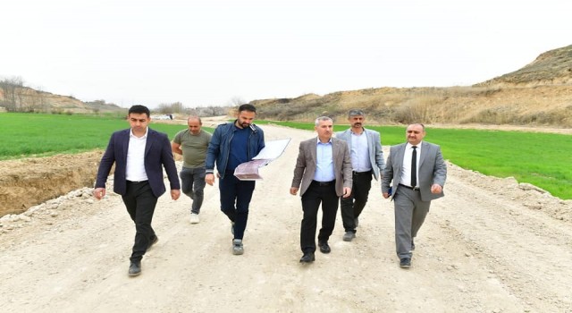 Yeşilyurtta yollar daha konforlu hale getiriliyor