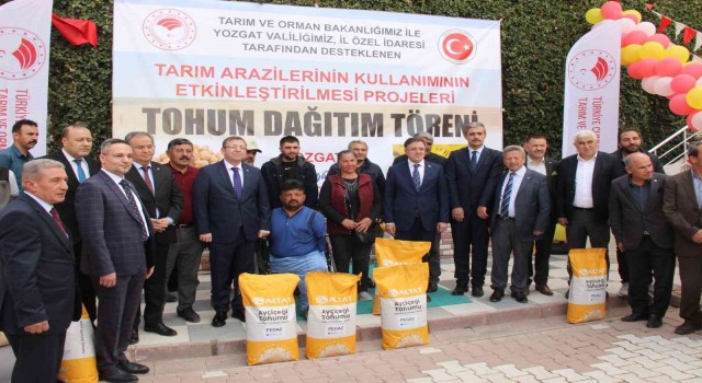 Yozgatta bin 50 çiftçiye yağlık ayçiçeği ve nohut tohumu dağıtıldı