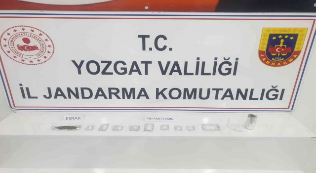 Yozgatta uyuşturucu ticareti yapan 2 şahıs tutuklandı