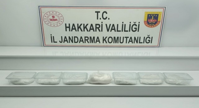 Yüksekovada 7 kilo 500 gram metamfetamin maddesi ele geçirildi