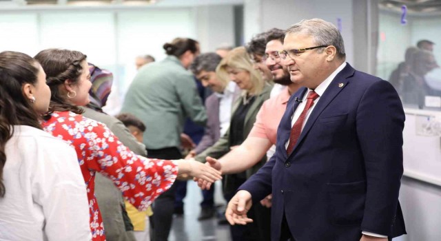 Yunusemre Belediyesi bayramda da hizmette