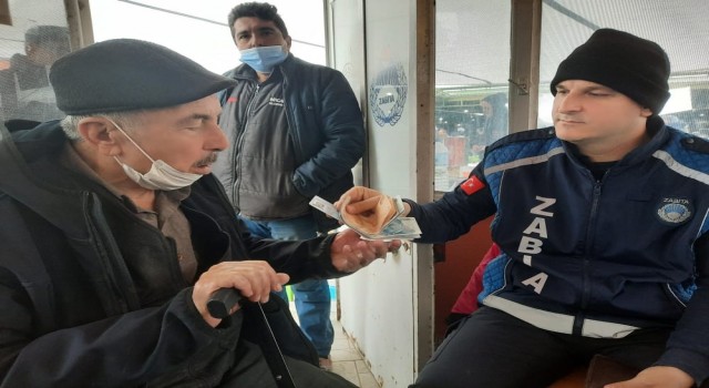 Zabıtadan örnek davranış