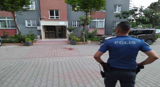 11inci kattaki yangın merdiveninden atlayan kız çocuğu öldü