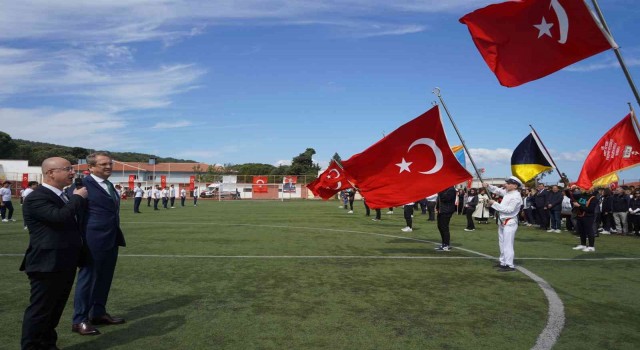 19 Mayıs Atatürkü Anma, Gençlik ve Spor Bayramı Ayvalıkta kutlandı