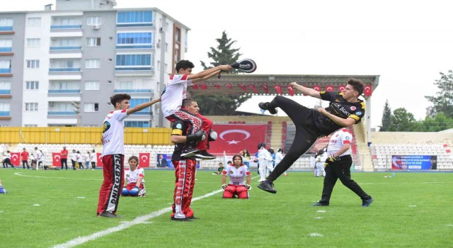 19 Mayıs Osmaniyede coşkuyla kutlandı