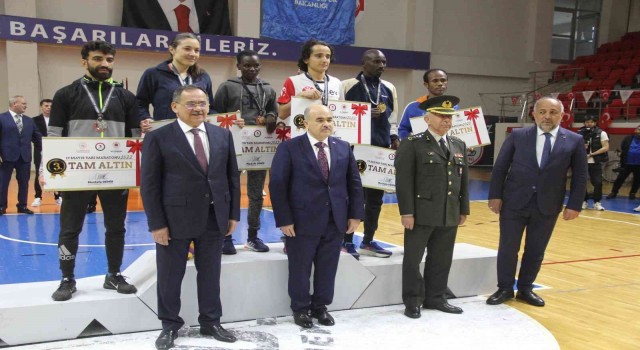 19 Mayıs Yarı Maratonunda Kenya rüzgarı