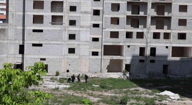 9. kattan atlayan genç hayatını kaybetti