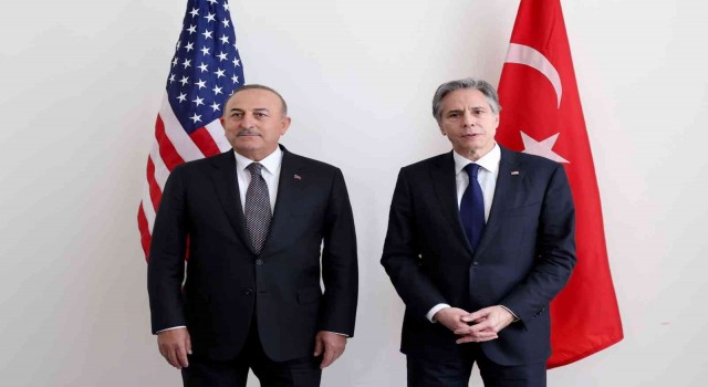 Blinken: “ABD, Türkiye ve tüm müttefiklerimizin Ukraynayı desteklemekte gösterdiği dayanışma için minnettarız