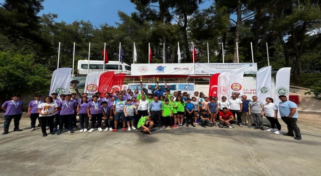 Adanada Bursa fırtınası esti