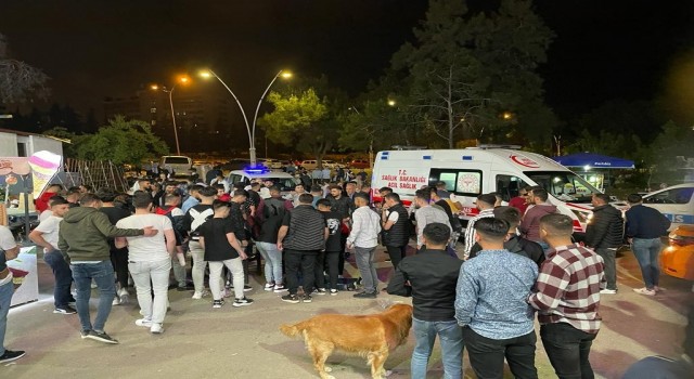 Adanada lunaparkta bıçaklı kavga: 3 yaralı