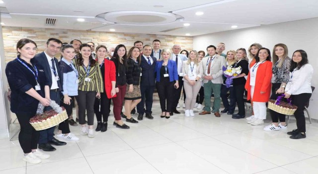 Adatıp Hastanesi Hemşireler Gününü kutladı
