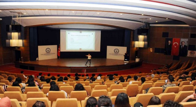 ADÜde Engelliğe Hak Temelli Yaklaşım ve Eşit İletişim etkinliği gerçekleşti