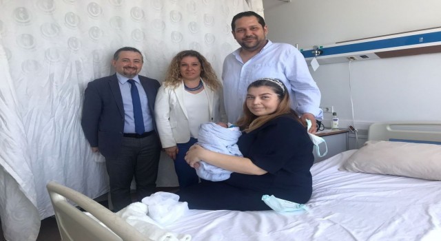 ADÜde Türkiyede sınırlı sayıda merkezde yapılan radyofrekans ablasyon işlemi uygulandı