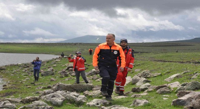 AFAD, ve Jandarma 4 gün uyumadan arama yaptı