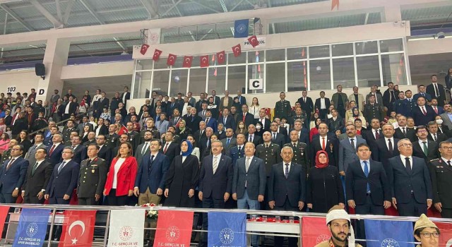 Afyonkarahisarda 19 Mayıs coşkuyla kutlandı