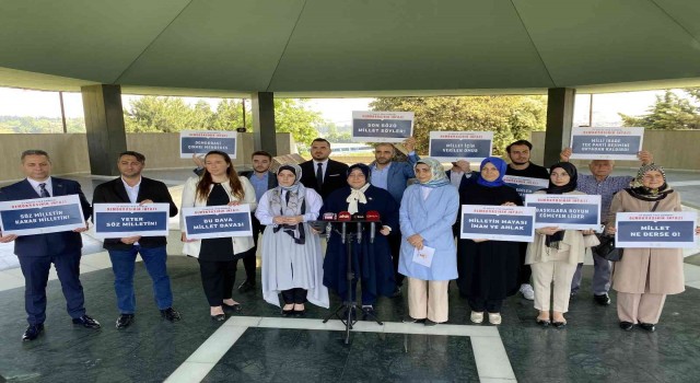 AK Parti, 27 Mayısın 62. yılında Adnan Menderesin kabrinde basın açıklaması düzenledi