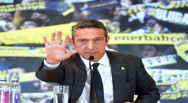 Ali Koç: Pazar günü Beşiktaş - Fenerbahçe maçı var. Aynı güne Yenikapıya şampiyonluk kutlaması konuluyor. Bu nasıl bir zihniyet!