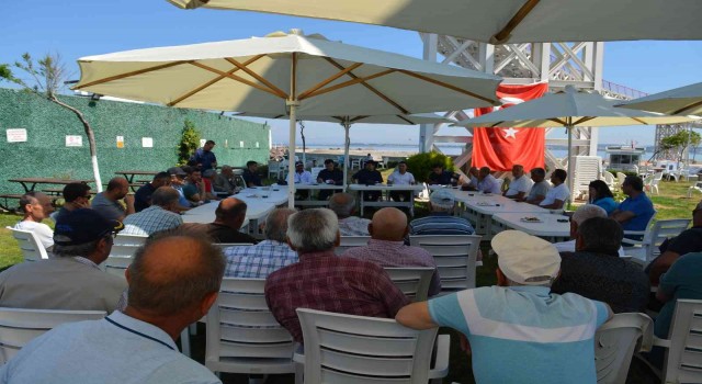 Aliağada balıkçıları bilgilendirme toplantısı düzenlendi