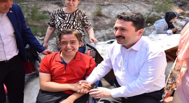 Altıeylülde sevgiye engel yok