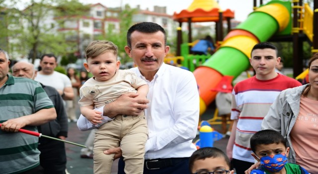 Altındağ Belediye Başkanı Balcıdan ilçe sakinlerine bayram ziyareti