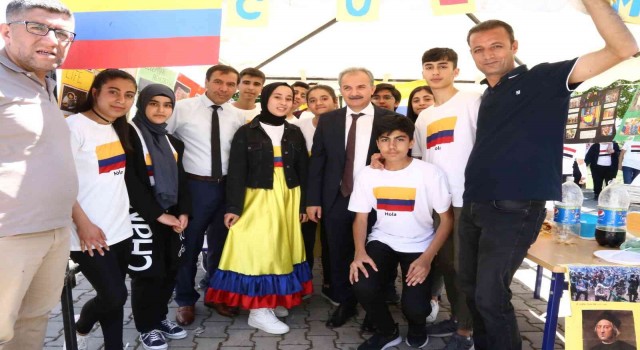 Altınşehir Anadolu Lisesinde İkinci Dil Şenliği düzenlendi