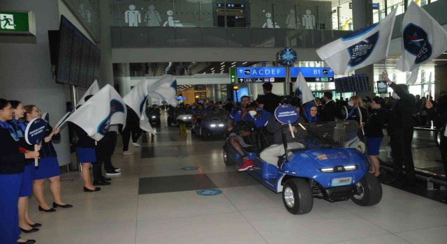 Anadolu Efes, THY Euroleague Final-Four için Sırbistana gitti