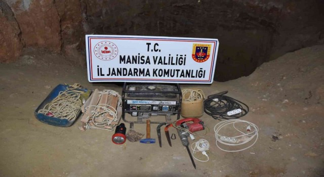 Anadolunun Piramitlerinde kaçak kazıya suçüstü