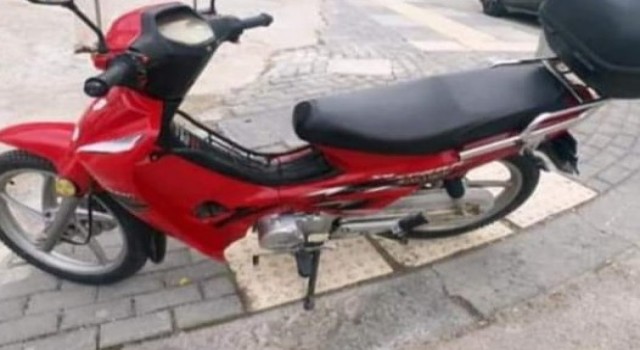 Ankarada motorlu bisikleti çalan hırsız kamerada