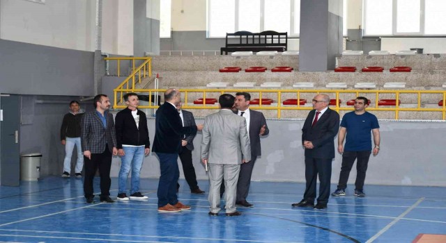 Arifiyede spor salonu yenilendi