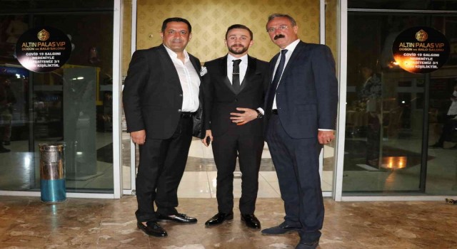 Aşiret düğününde damada 4,1 milyon TL, geline ise kilolarca altın takıldı
