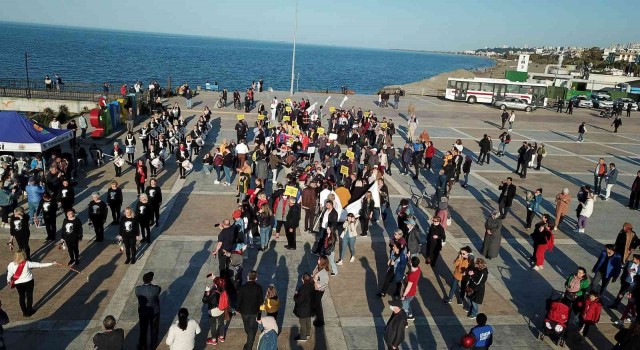 Atakumda engelliler için farkındalık yürüyüşü