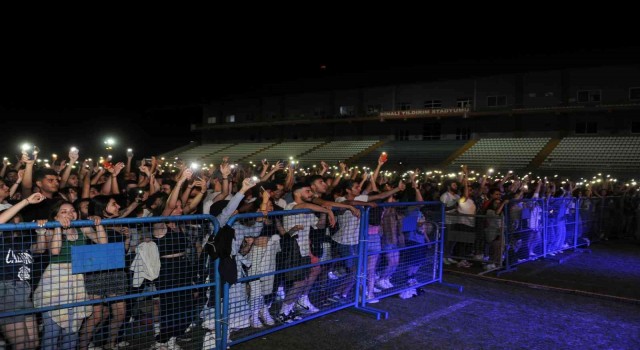 Aydında 26. ADÜFEST konserleri coşkuyla başladı