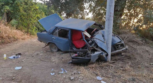 Aydında çaldıkları araçla İzmirde kaza yapan 15 yaşındaki iki çocuk ağır yaralandı