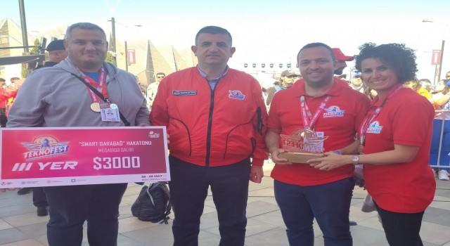 Azerbaycanda düzenlenen TEKNOFESTten İzmire ödül
