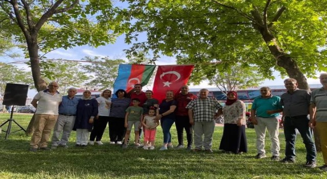 Azerbaycanın Bağımsızlık Günü Turgutluda coşkuyla kutlandı
