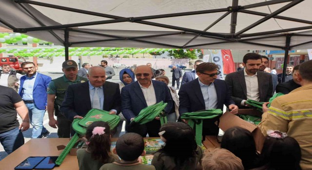 Bahçelievlerde okullar yeşillendiriliyor