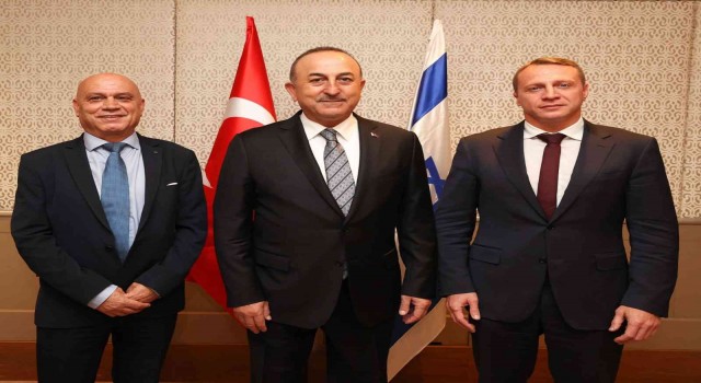 Bakan Çavuşoğlu, İsrail Turizm Bakanı Razvozov ile görüştü