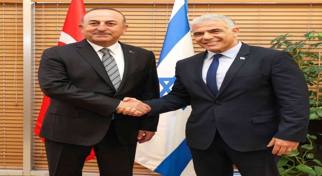 Bakan Çavuşoğlu İsrailli mevkidaşı Lapid ile görüştü