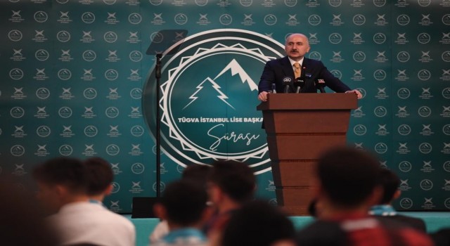 Bakan Karaismailoğlu: “1 haftada 290 bin araç, Osmangazi Köprüsünü kullandı