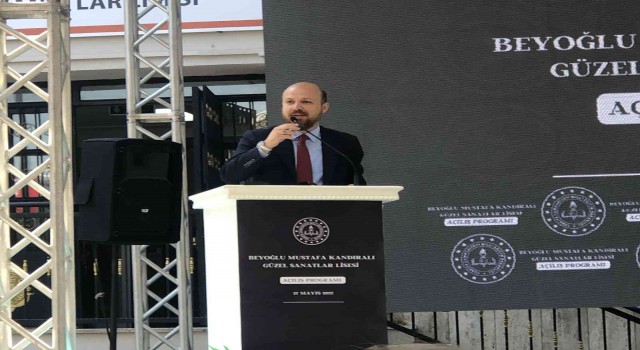 Bakan Özer, Beyoğlunda Güzel Sanatlar Lisesinin açılışına katıldı