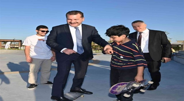Balıkesirde kaykay ve paten sevenler çok şanslı