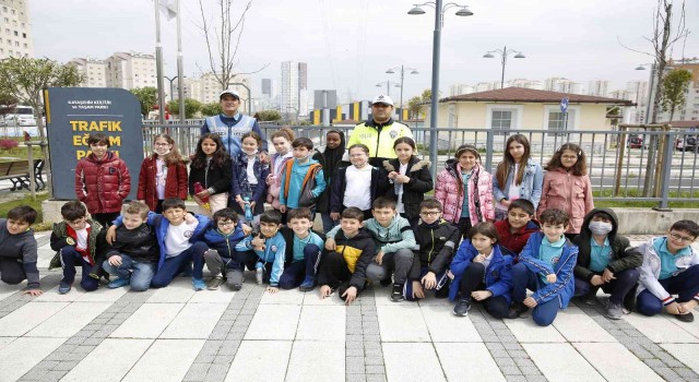 Başakşehirli çocuklar trafik kurallarını eğlenerek öğreniyor