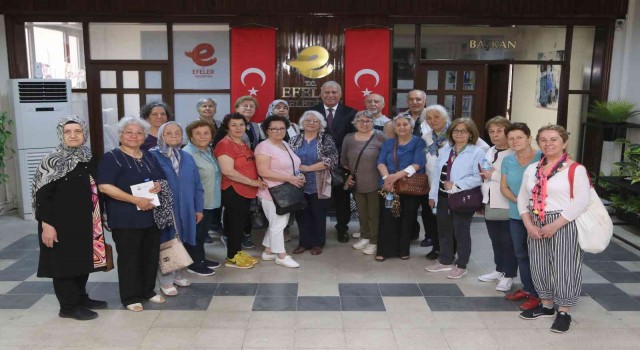 Başkan Atay, emekli öğretmenleri ağırladı