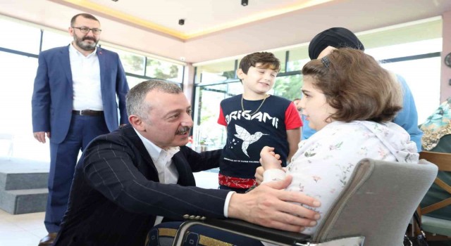 Başkan Büyükakın: Başımızın üzerinde yeriniz var
