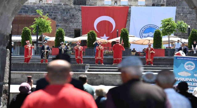 Başkan Büyükkılıç, Avrupadaki Türkleri Kayseride buluşturuyor