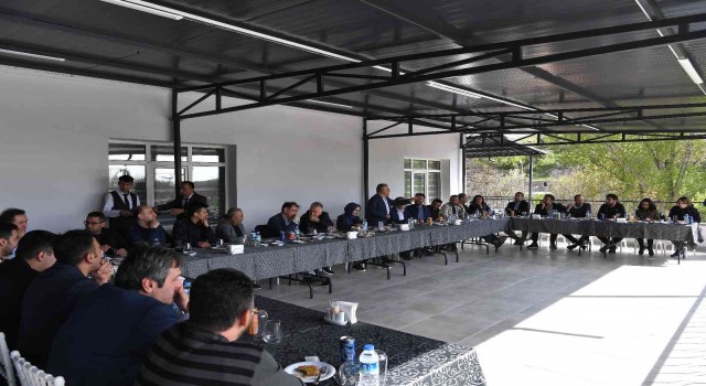 Başkan Büyükkılıç, uzman hekimlerle Koramaz Vadisinde buluştu