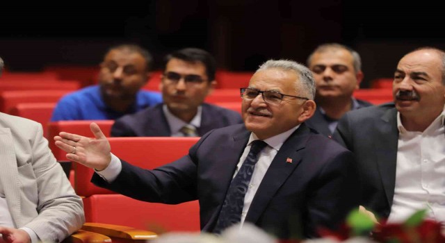 Başkan Büyükkılıçtan çarşı cephe ve zemin düzenlemesi için istişare toplantısı