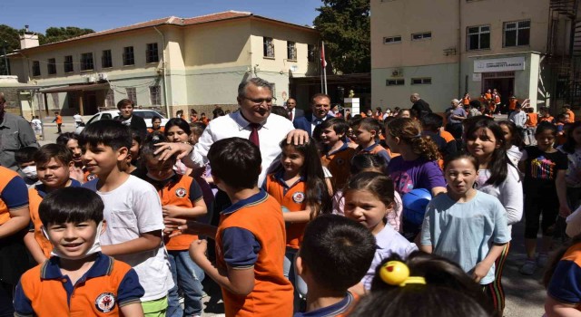 Başkan Çerçi ilkokul öğrencileriyle buluştu